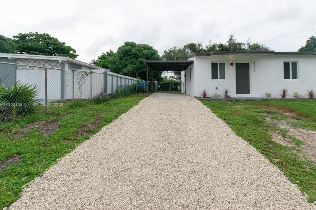 2 of 18 - 3721 Sw 46th Ave, West Park, FL