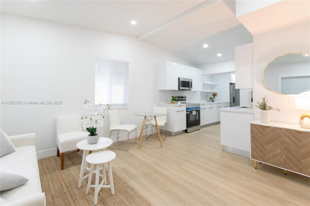 3 of 18 - 3721 Sw 46th Ave, West Park, FL