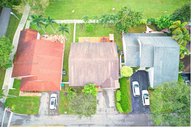 3 of 27 - 14807 Sw 140th Ct, Miami, FL