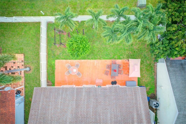 5 of 27 - 14807 Sw 140th Ct, Miami, FL
