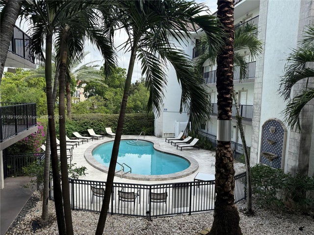1 of 6 - 924 Se 2nd St 17, Fort Lauderdale, FL