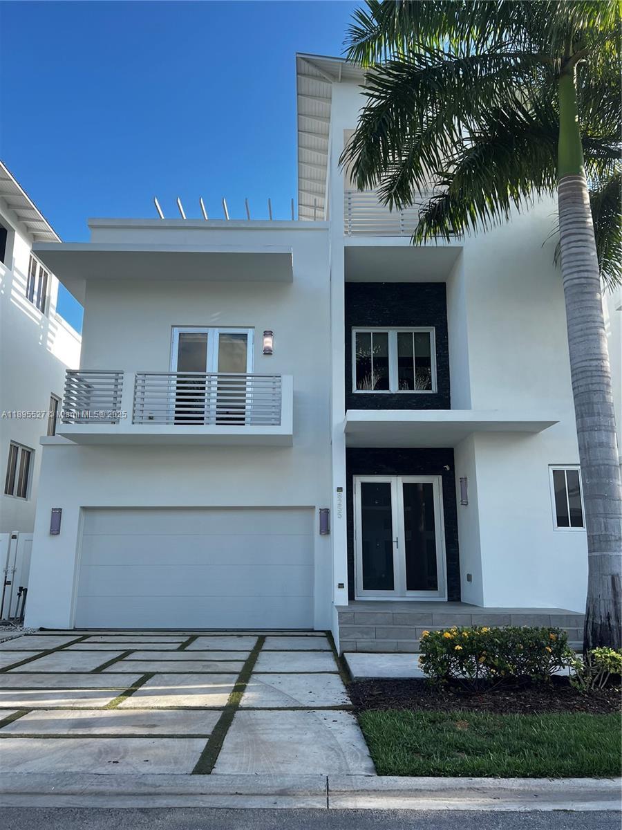 8255 Nw 34th St, Doral