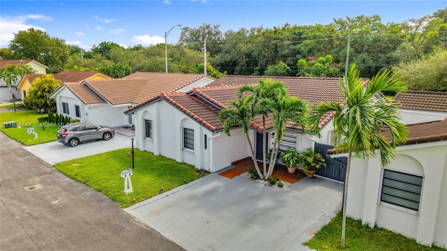 4 of 32 - 11196 Sw 75th Ter, Miami, FL