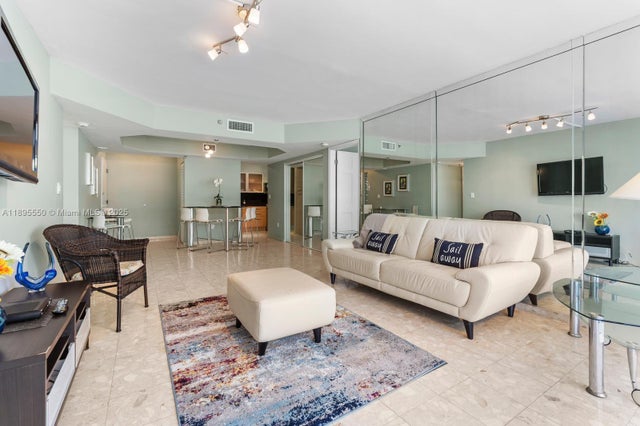 4 of 39 - 9341 Collins Ave 904, Surfside, FL