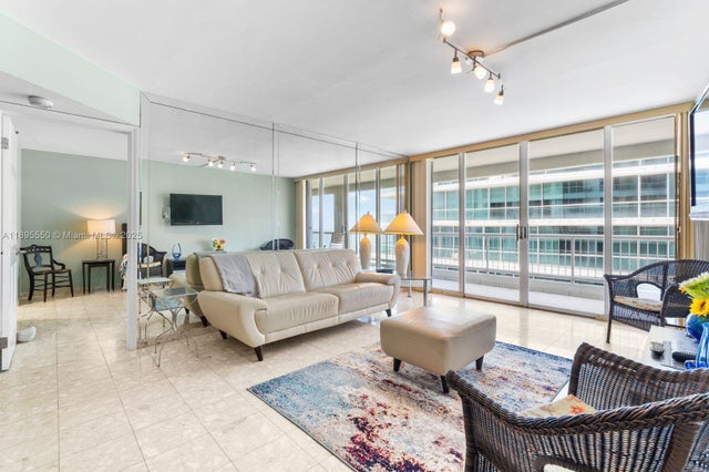 5 of 39 - 9341 Collins Ave 904, Surfside, FL