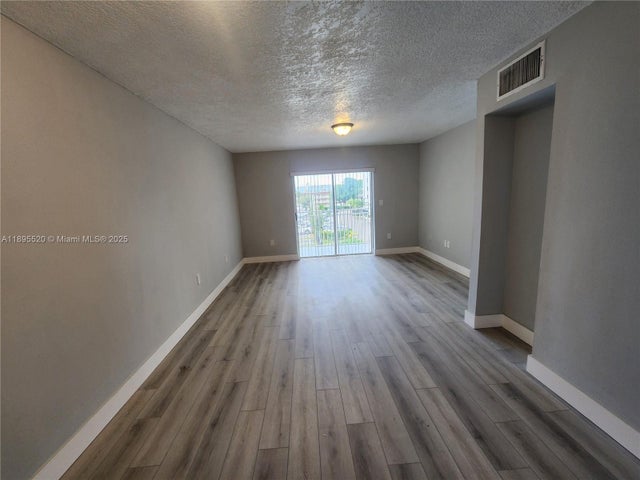 5 of 20 - 11309 Sw 200th St 303-c, Miami, FL