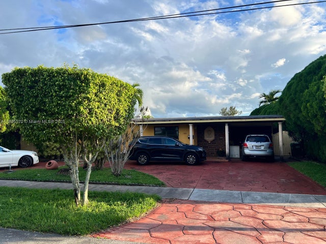 1 of 18 - 11000 Sw 43rd Ln, Miami, FL