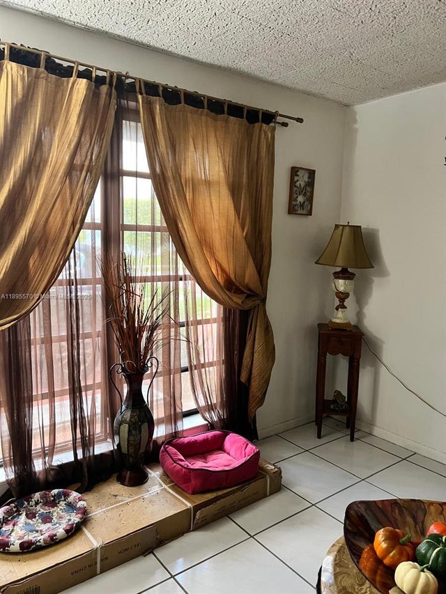 3 of 18 - 11000 Sw 43rd Ln, Miami, FL