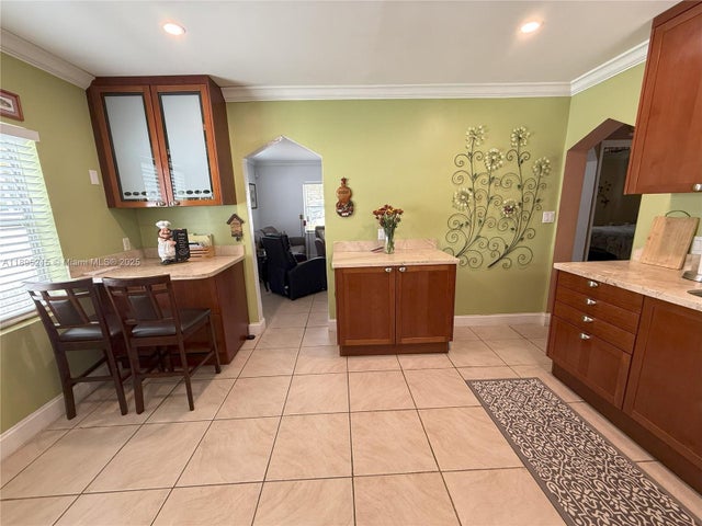 5 of 19 - 2808 Rodman St, Hollywood, FL