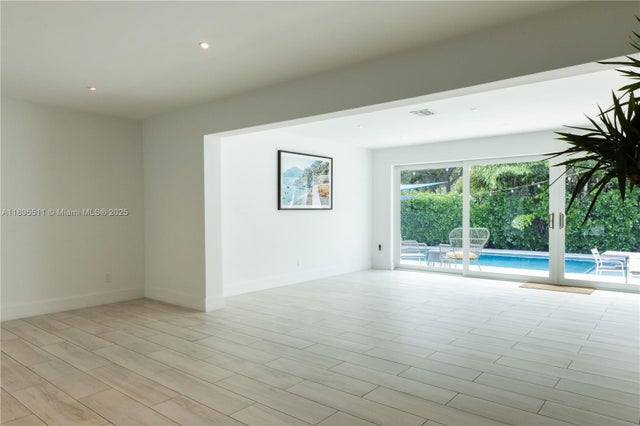 3 of 27 - 1080 Ne 104th St, Miami Shores, FL