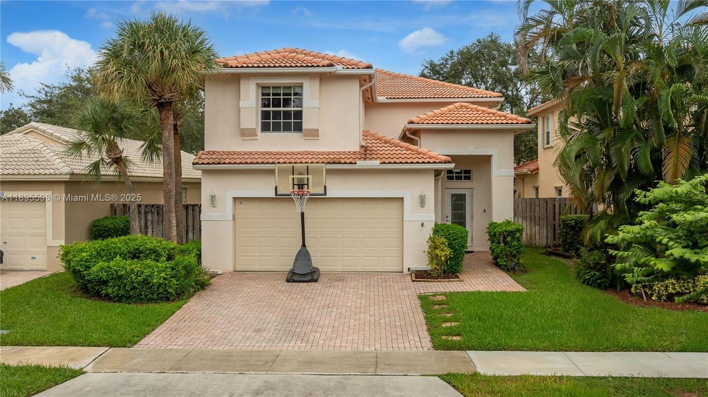 1226 Nw 170th Ter, Pembroke Pines