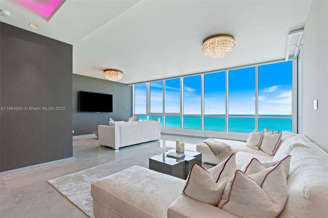 4 of 35 - 100 S Pointe Dr 2506, Miami Beach, FL