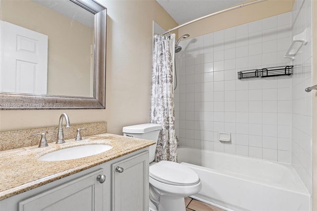 5 of 39 - 6159 Eaton St, West Palm Beach, FL