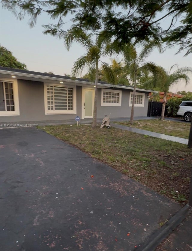3 of 21 - 18025 Nw 49th Ave, Miami Gardens, FL