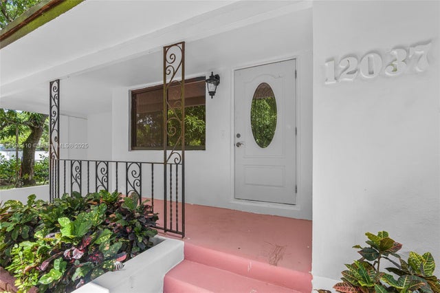5 of 27 - 12037 Nw 8th Ave, North Miami, FL