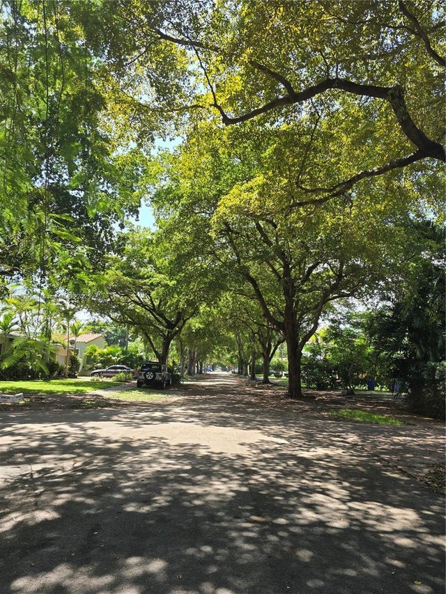 5 of 6 - 103 Romano Ave, Coral Gables, FL