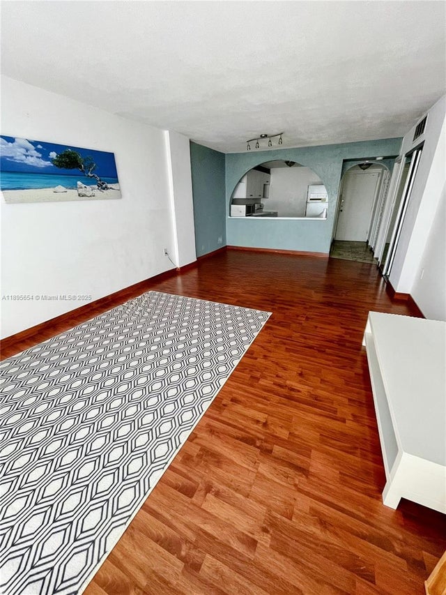 4 of 18 - 13155 Ixora Ct 603, North Miami, FL