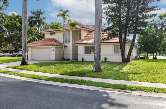 2 of 32 - 1361 Sw 104th Ave, Pembroke Pines, FL