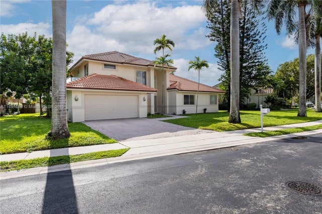 3 of 32 - 1361 Sw 104th Ave, Pembroke Pines, FL