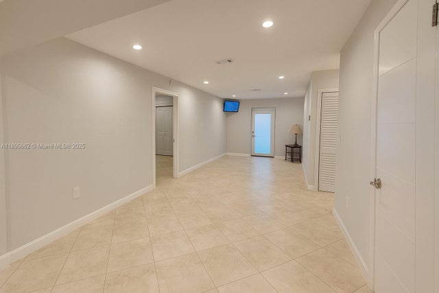 2 of 25 - 9510 Sw 45th St, Miami, FL