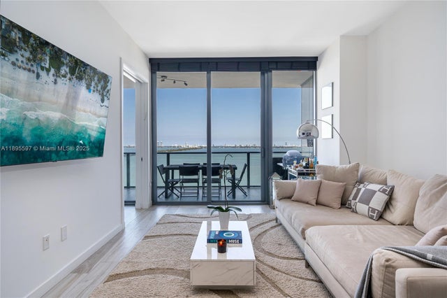 2 of 14 - 480 Ne 31st St 1603, Miami, FL