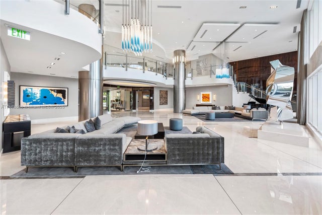 2 of 13 - 6000 Island Blvd 203, Aventura, FL