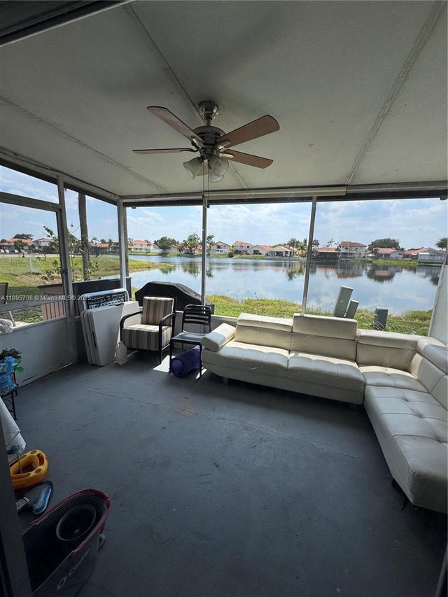 4 of 13 - 8270 Nw 191st Ln 13l, Hialeah, FL