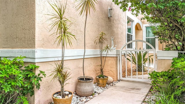 2 of 40 - 15329 Sw 51st St, Davie, FL