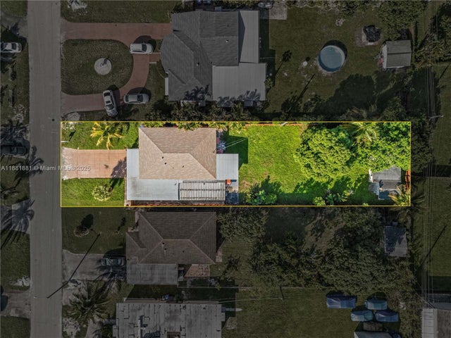 3 of 34 - 2831 Monroe St, Hollywood, FL