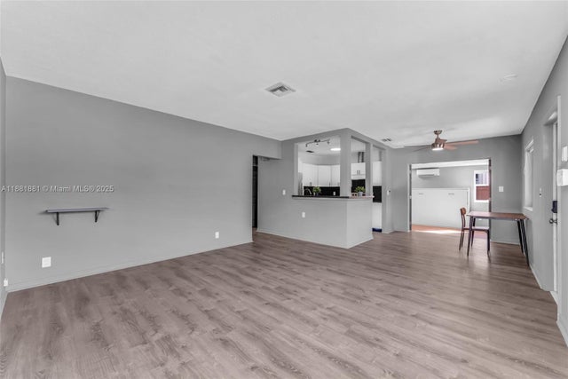 5 of 34 - 2831 Monroe St, Hollywood, FL