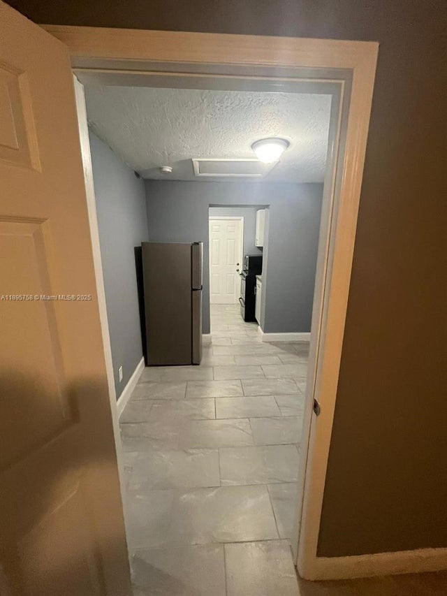 5 of 11 - 1279 Nw 9th Ave, Florida City, FL