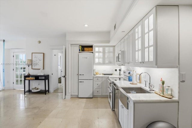 350 S Miami Ave 1205, Miami