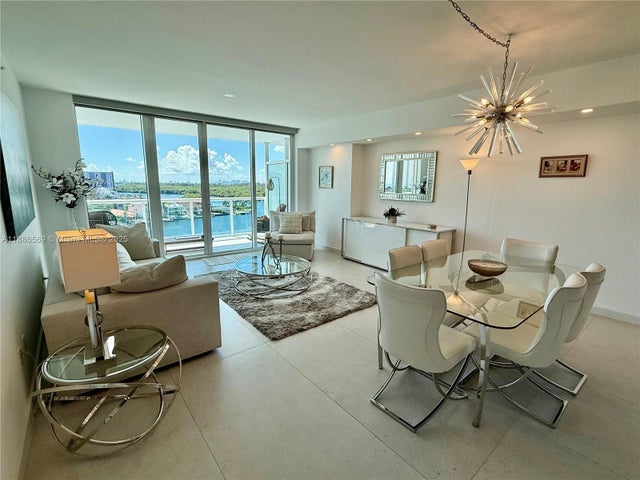 2 of 27 - 400 Sunny Isles Blvd 916, Sunny Isles Beach, FL
