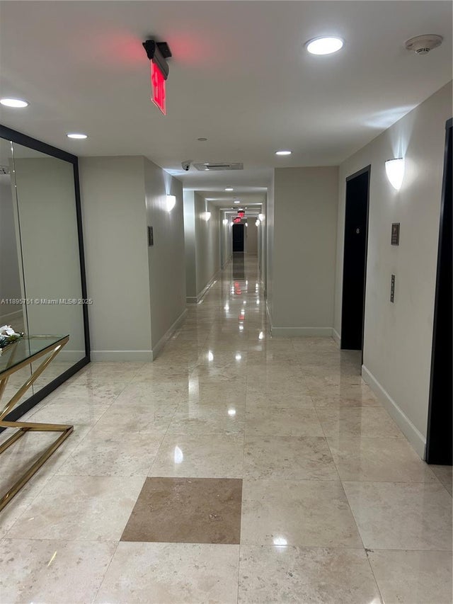 5 of 28 - 10 Aragon Ave 814, Coral Gables, FL