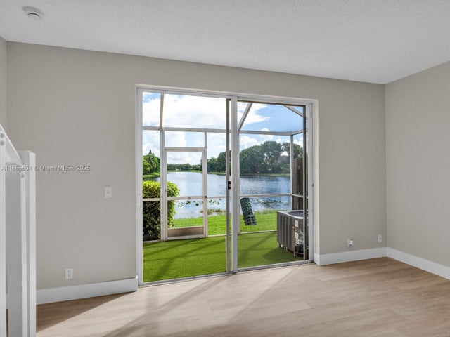 4 of 40 - 3738 San Simeon Cir, Weston, FL