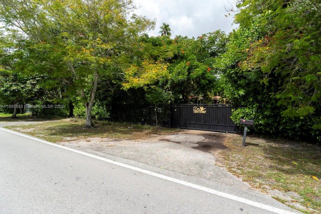 2 of 68 - 14000 N Miami Ave, Miami, FL