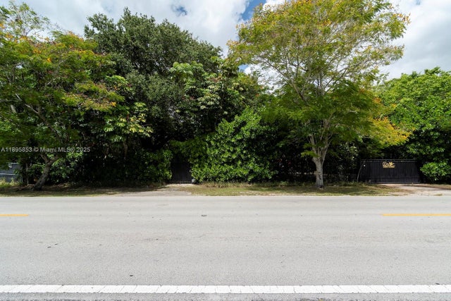3 of 68 - 14000 N Miami Ave, Miami, FL