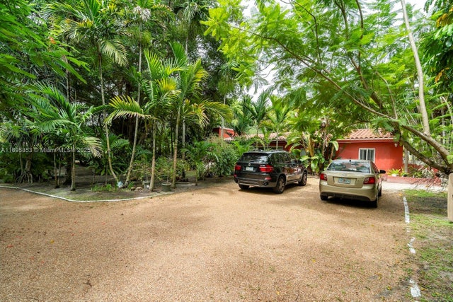 5 of 68 - 14000 N Miami Ave, Miami, FL