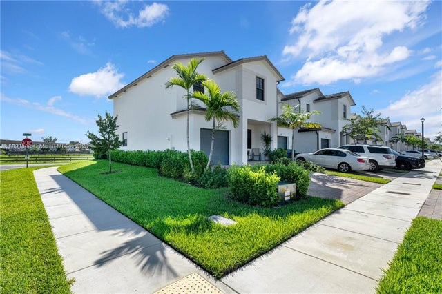 3 of 44 - 23005 Sw 128th Pl, Miami, FL