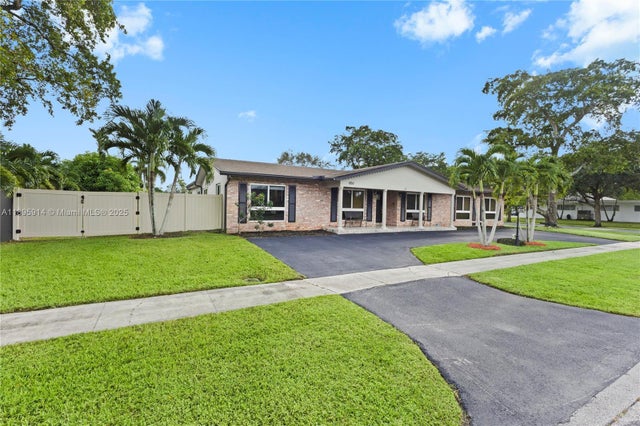 5 of 50 - 6150 Sw 7th St, Plantation, FL