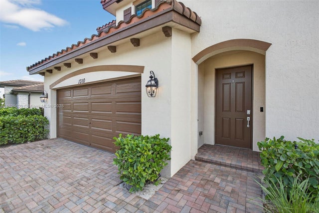 5 of 100 - N/A, Royal Palm Beach, FL