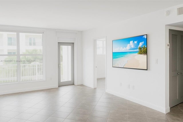 1 of 15 - 1300 Lincoln Rd A301, Miami Beach, FL