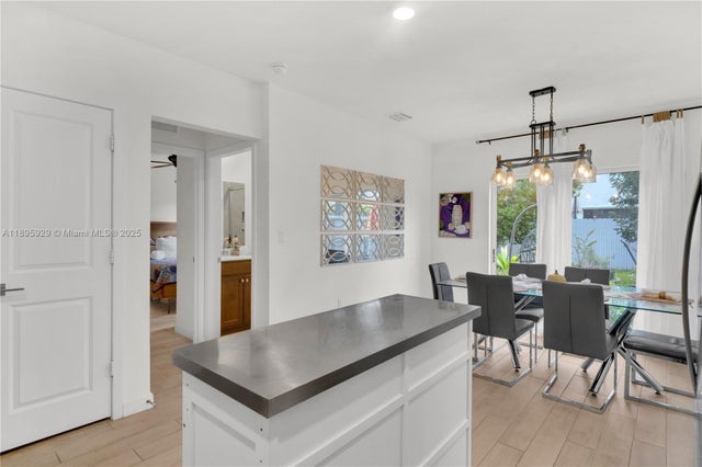 5 of 38 - 555 Ne 6th Ct, Florida City, FL