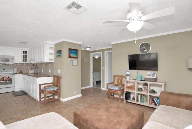 4 of 20 - 251 2nd St, Key Colony, FL