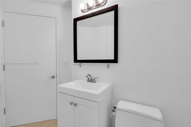3 of 46 - 3131 Ne 188th St 2-1005, Aventura, FL