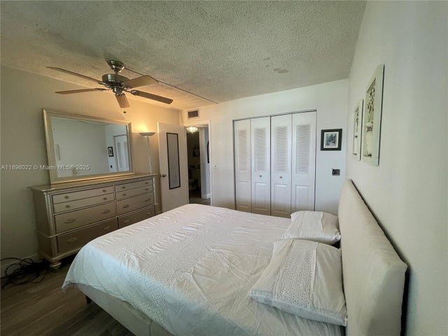 5 of 15 - 279 Markham M M, Deerfield Beach, FL