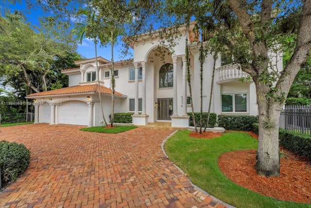 2 of 26 - 7975 Sw 52nd Ct, Miami, FL