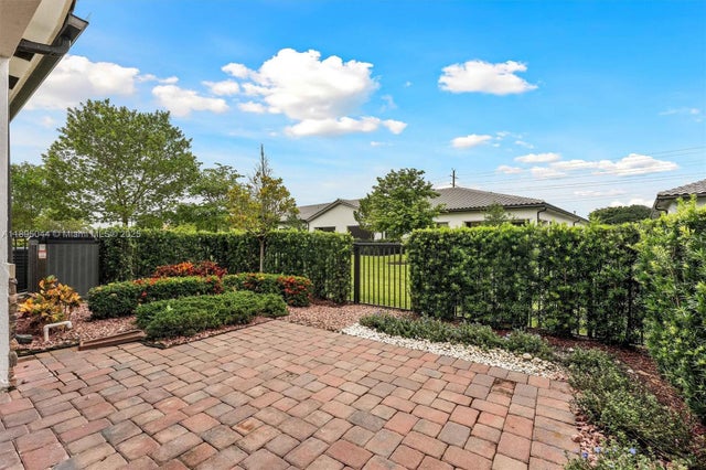 2 of 43 - 7467 S Blue Spring Dr, Parkland, FL
