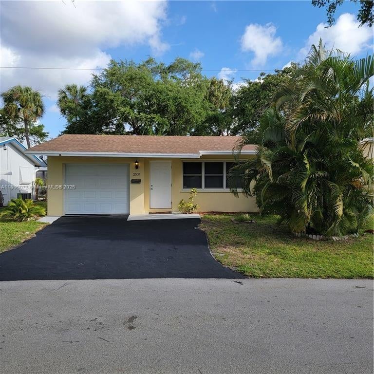 2507 Nw 55th St, Tamarac