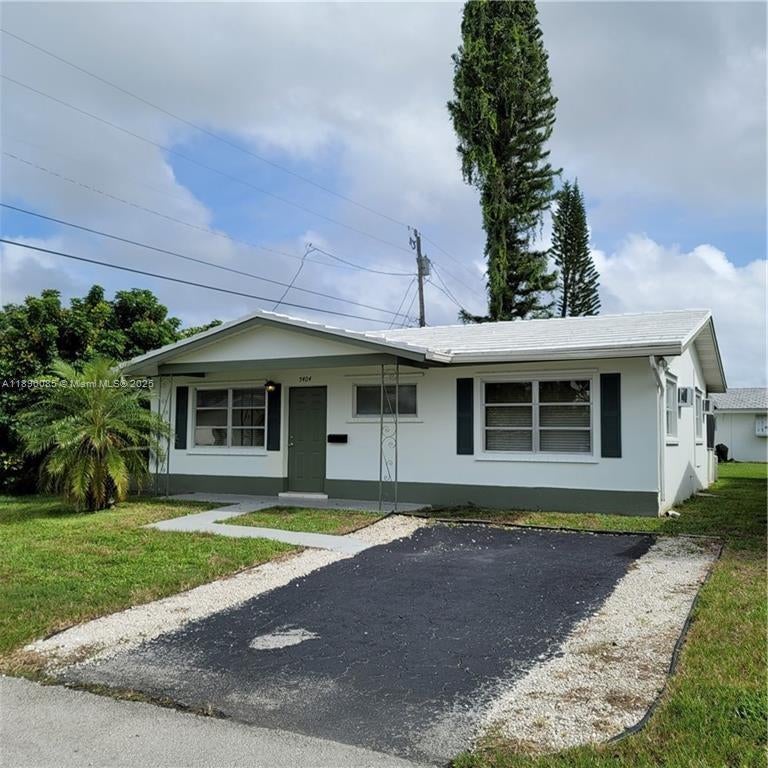 5404 Nw 26th Rd, Tamarac